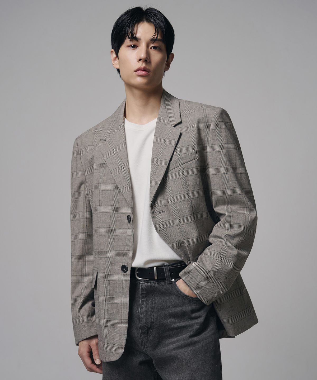 드로우핏(DRAW FIT) 오버사이즈 미니멀 체크 블레이저 [BEIGE]