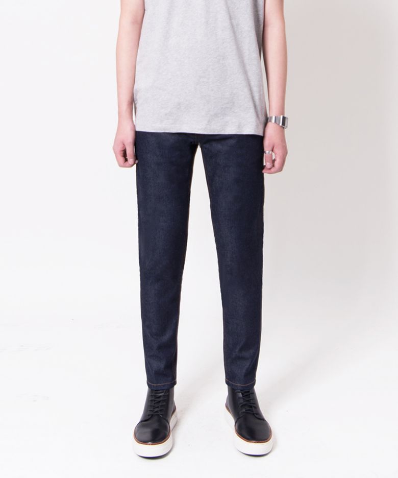 18 PURE BLUE RAW - TAPERED CROP