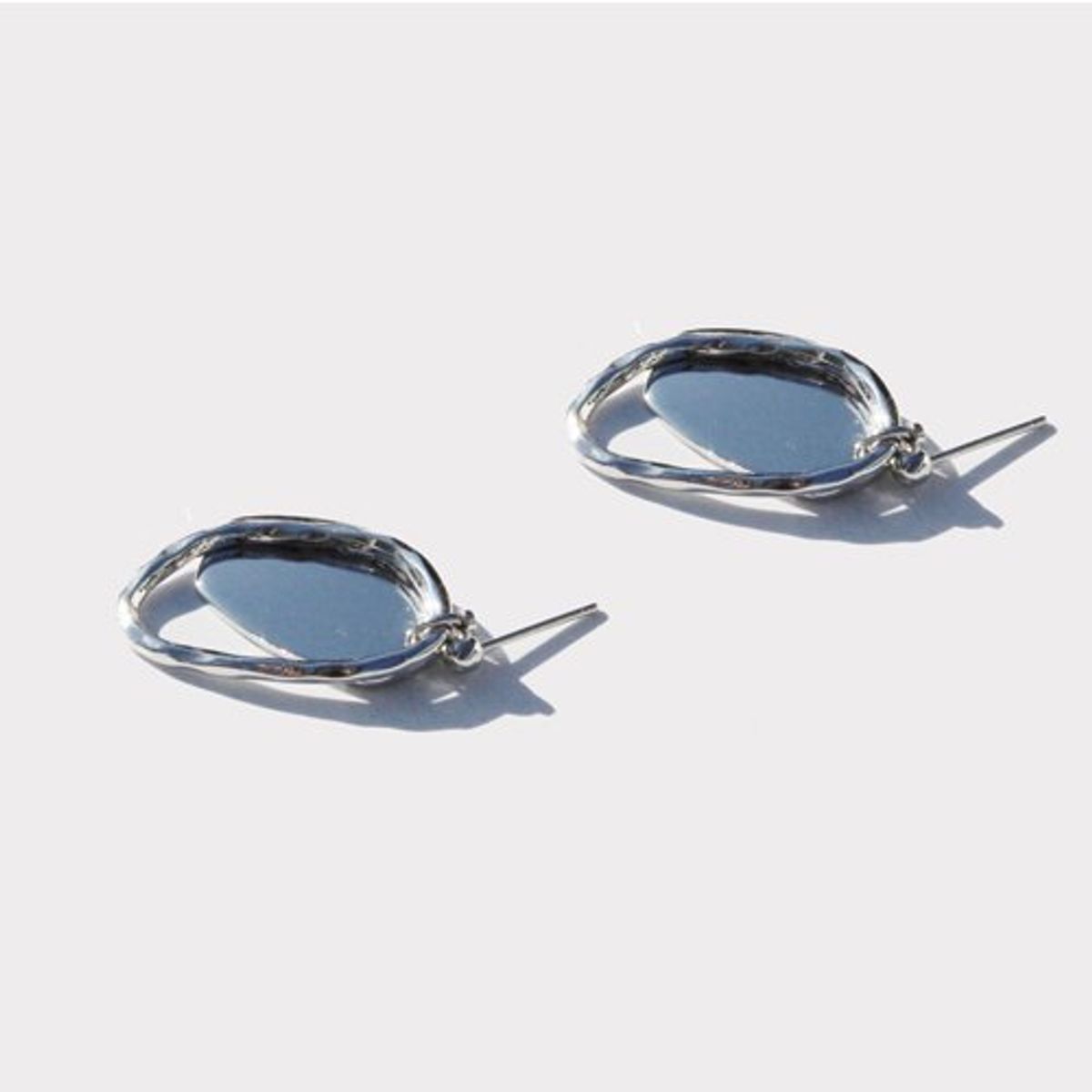 러쉬오프(RUSH OFF) [RUSHOFF]Dual Silver Shape Earring/듀얼실버쉐입 이어링