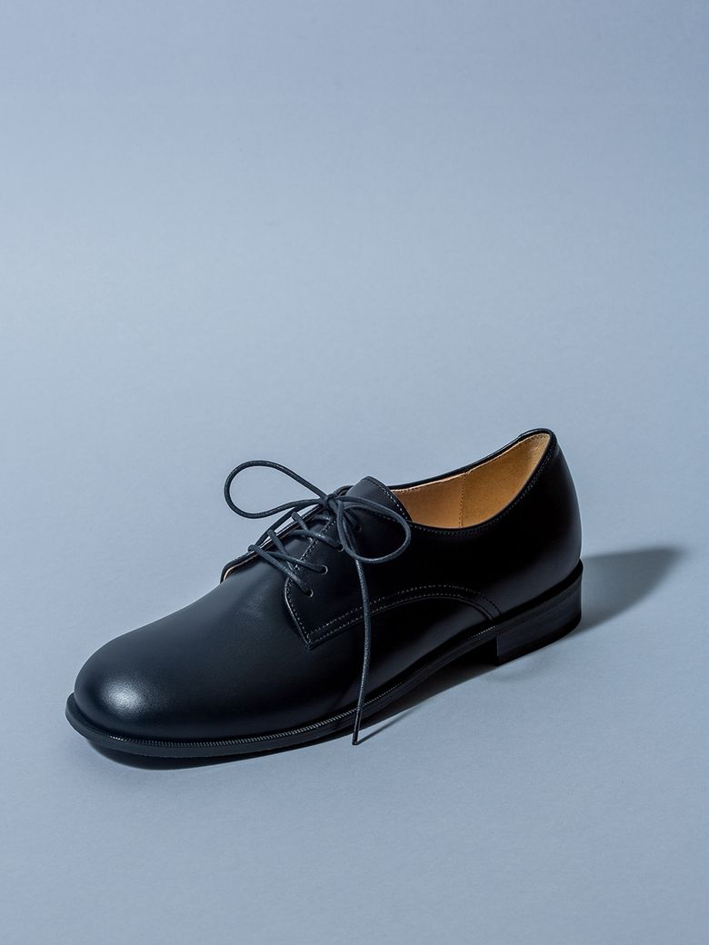 heenn . hs1804  Black