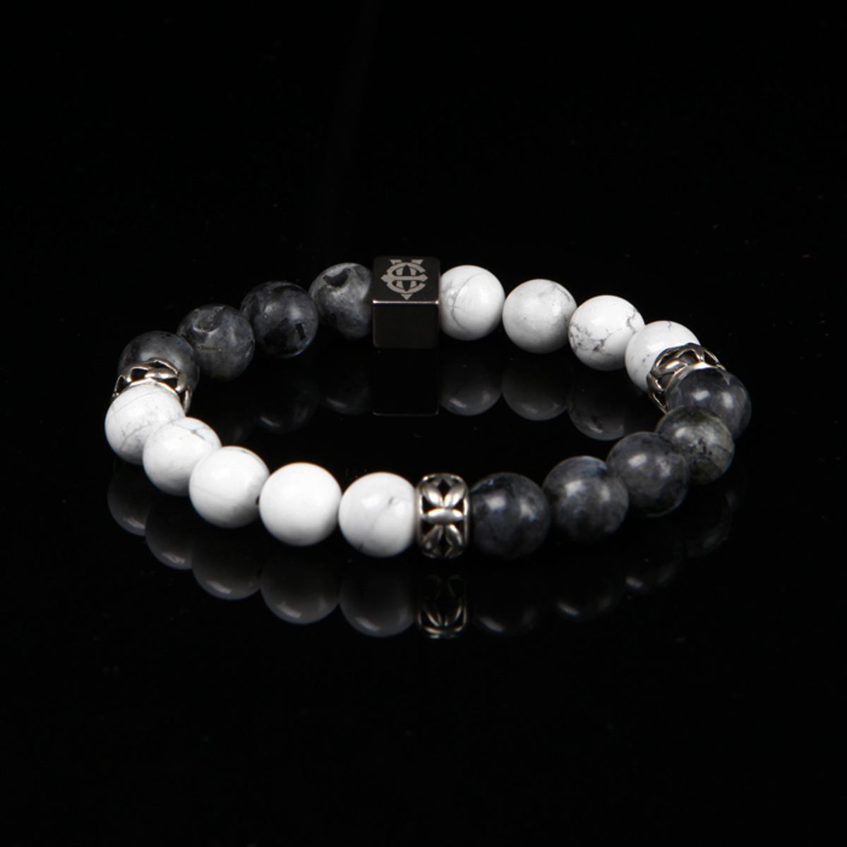 에잇볼륨(EIGHTVOLUME) EV Quartering Bead Bracelet(B&W)