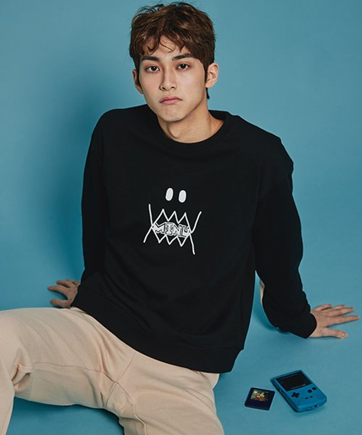 마이누(MINU) Game sweatshirts[Beige]