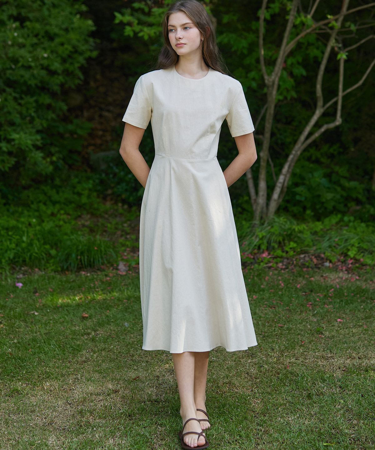 논로컬(NONLOCAL) Linen Flared Dress - Beige