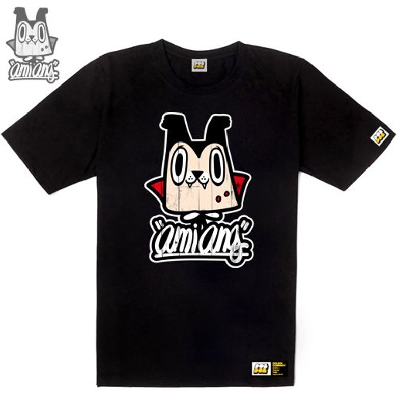AMIANG_T-shirts_01 드라큘라가 입양한 늑대인간 아기 아미앙 캐릭터 그래픽 티셔츠