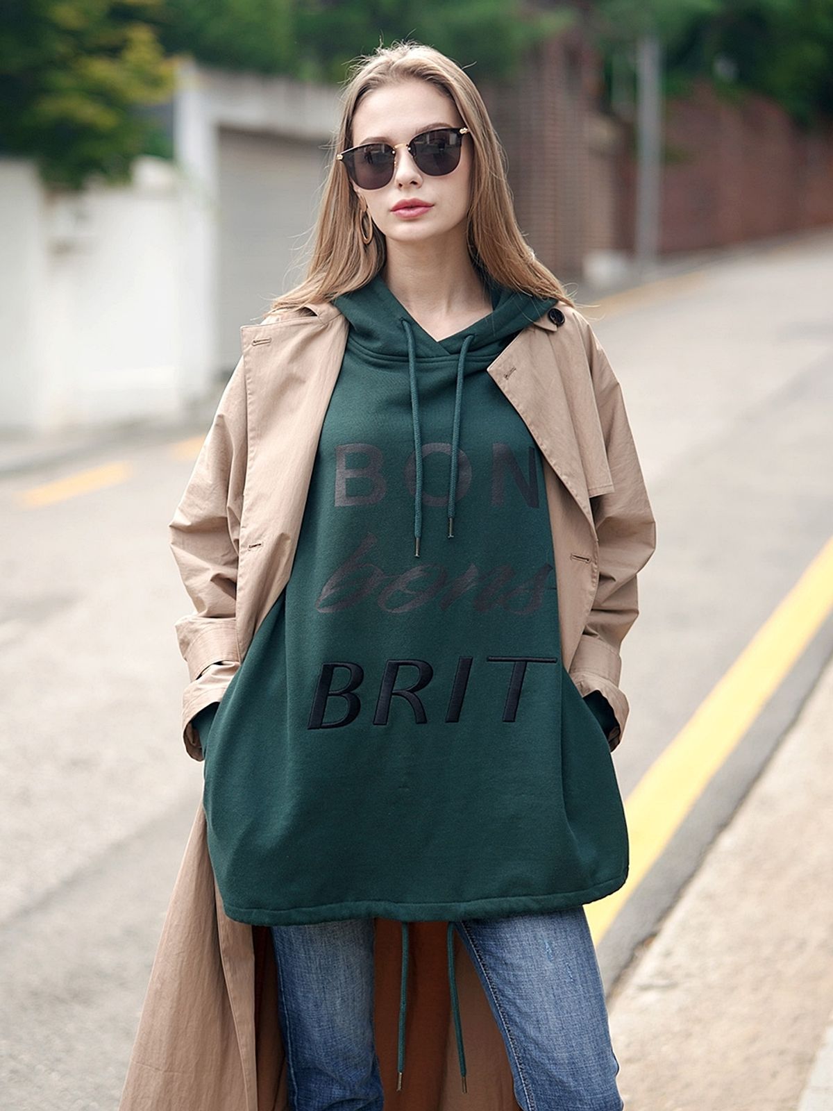 핀블랙(PINBLACK) 자수 레터링 후드 티셔츠 그린