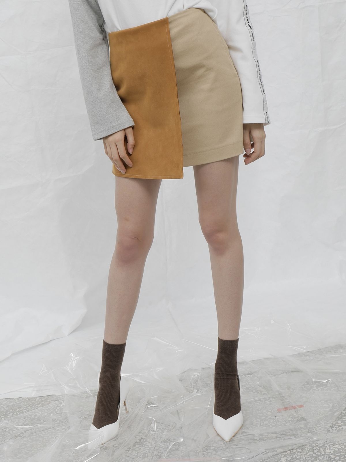 느와(NOIR) Su Skirt