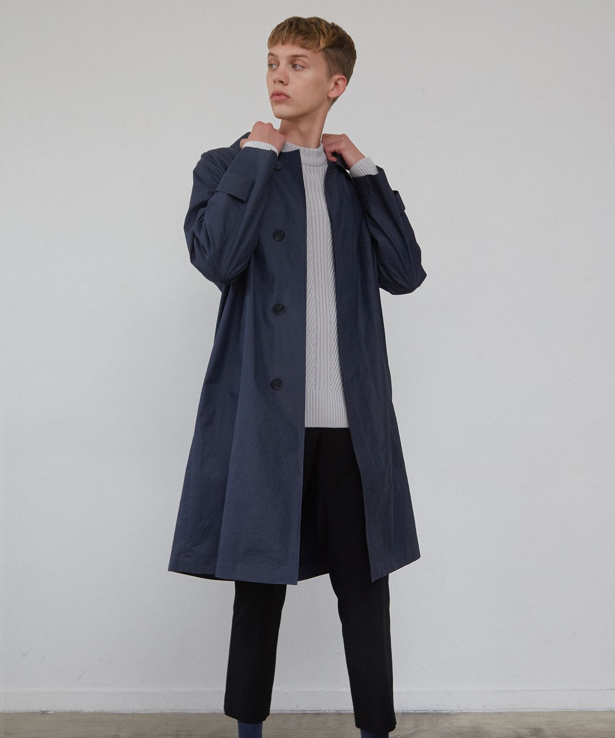 뮤게(MUGUET) CRACK MAC COAT (NAVY/LIGHT KHAKI)