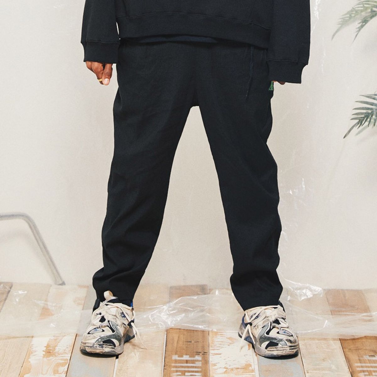 알엔오티(RNOT) EASY BAGGY PANTS
