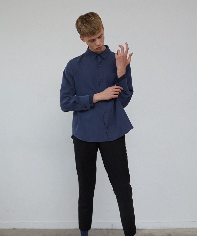 BLOCK CUFFS POINT SHIRTS (NAVY / GREEN)