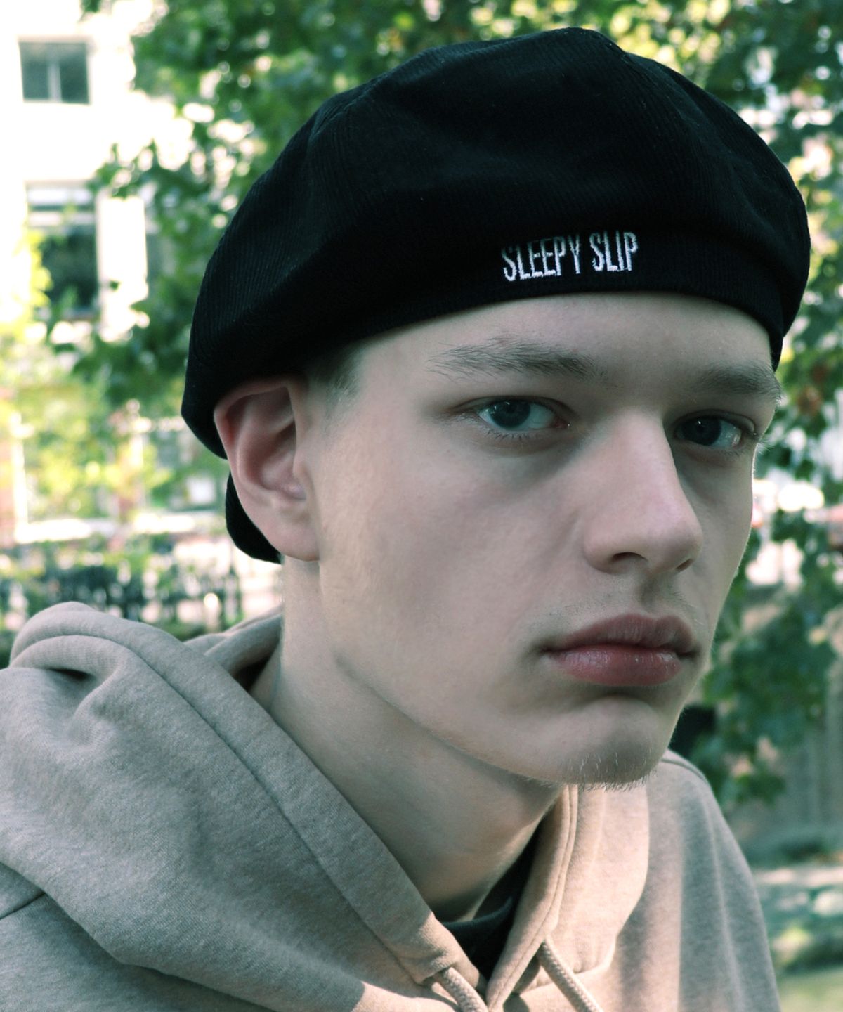 슬리피슬립(SLEEPYSLIP) [unisex]CORDUROY BLACK NEWSBOY CAP