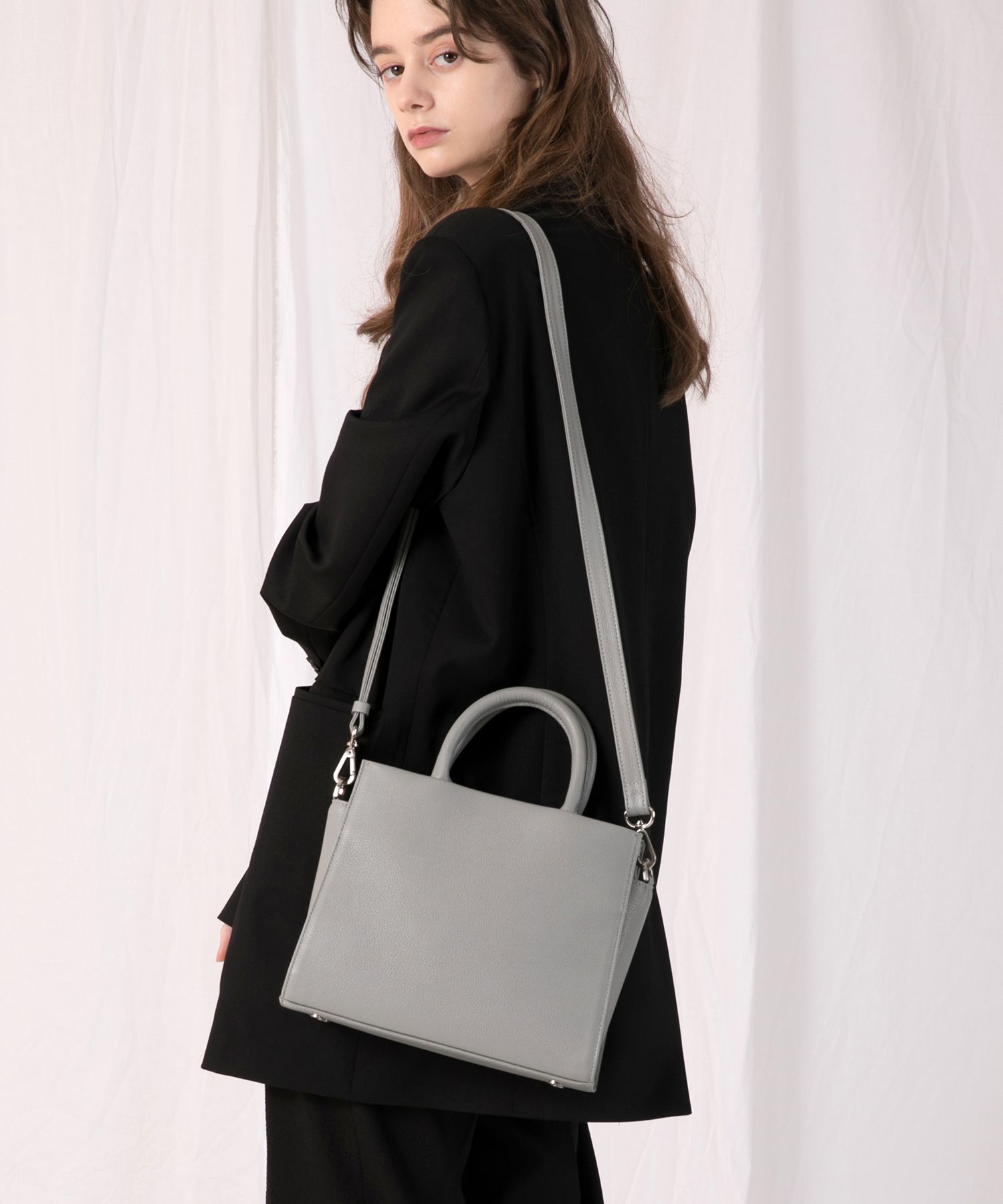 ★TOUT Y EST★ SIENNA leather tote bag 2 color BW222 MUSINSA | ITSBAG SIENNA leather tote bag 2 color