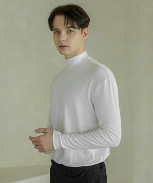 하프 폴라 니트 티셔츠 오프화이트