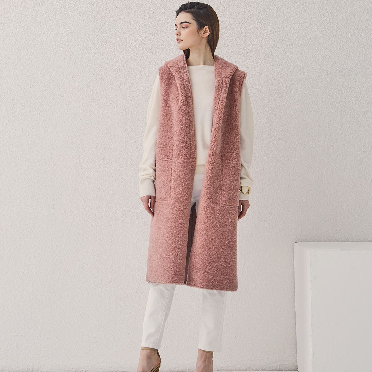 핀블랙(PINBLACK) HOOD REVER MUSTANG LONG VEST PINK