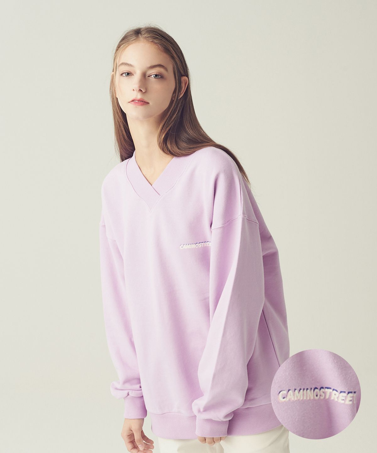 카미노(CAMINO) V넥 맨투맨 퍼플