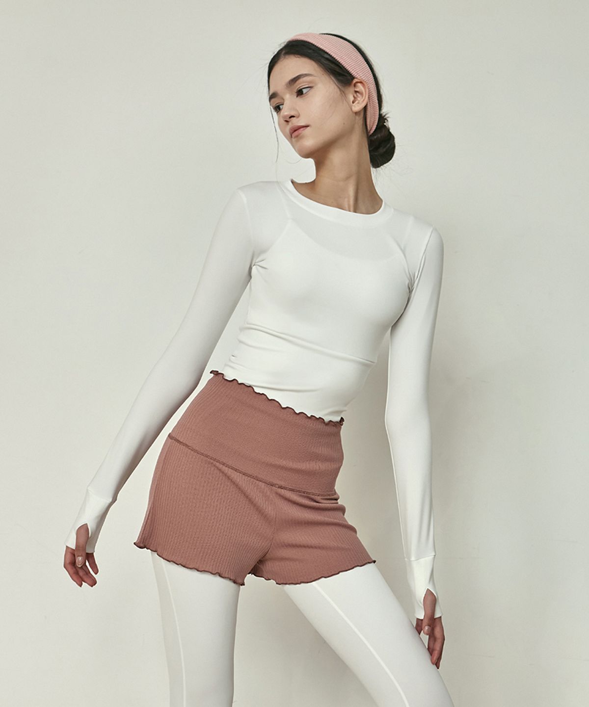 데비웨어(DEVIWEAR) Edge Croptee DEVI-T0010-화이트