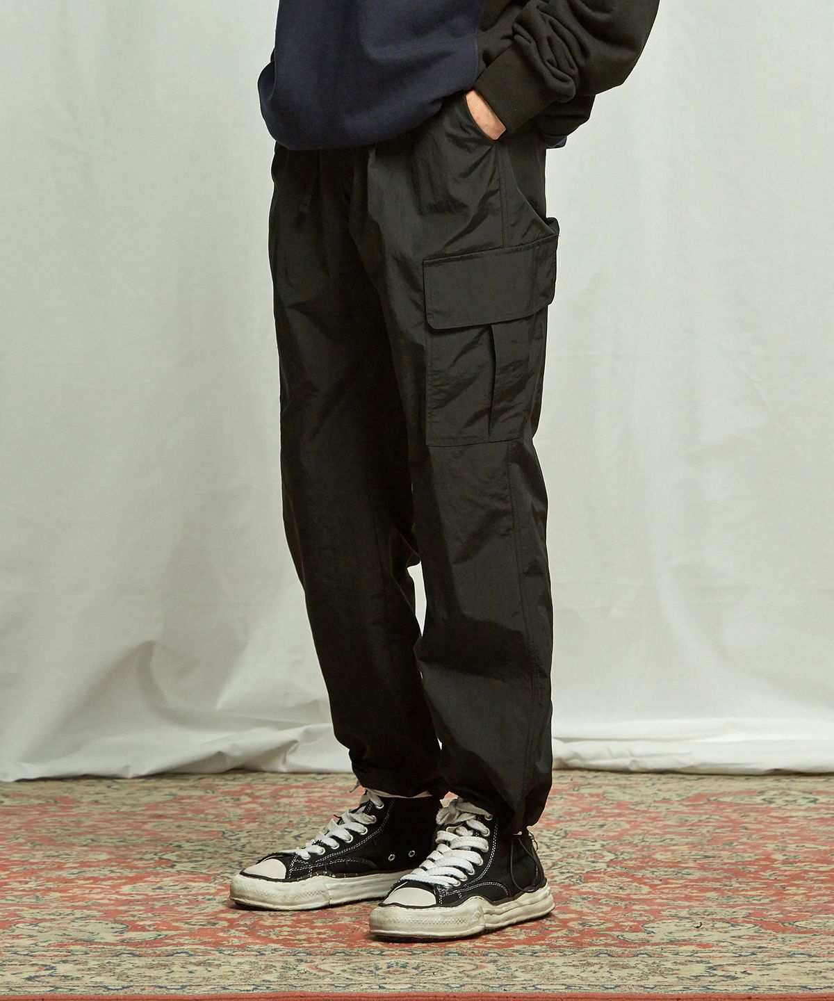 프리즘웍스(FRIZMWORKS) CARGO STRING PANTS _ BLACK