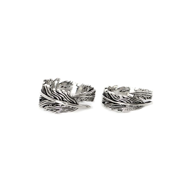 Sharp Feather Ring