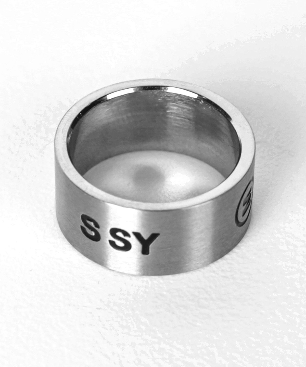 에스에스와이(SSY) 4면 로고  반지