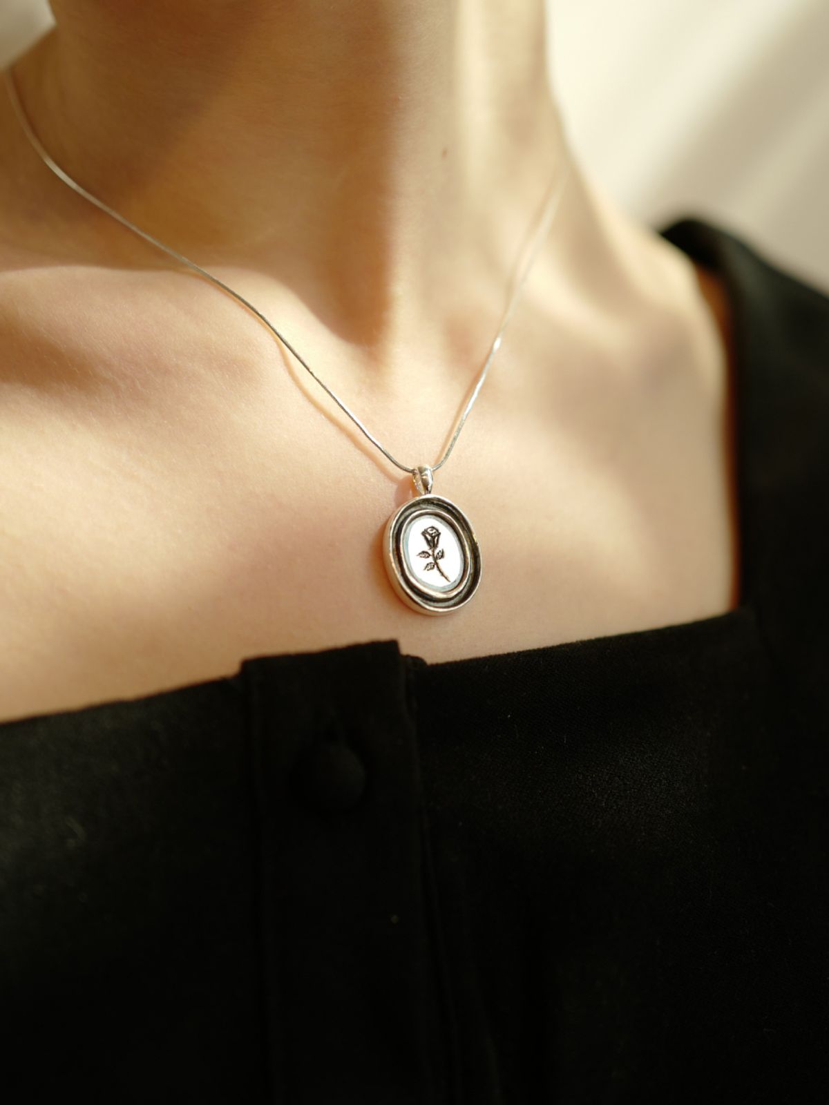 피오레(FIORE) rosy necklace