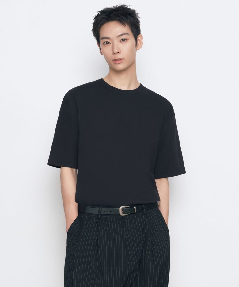 릴렉스 핏 크루 넥 티셔츠 [블랙]