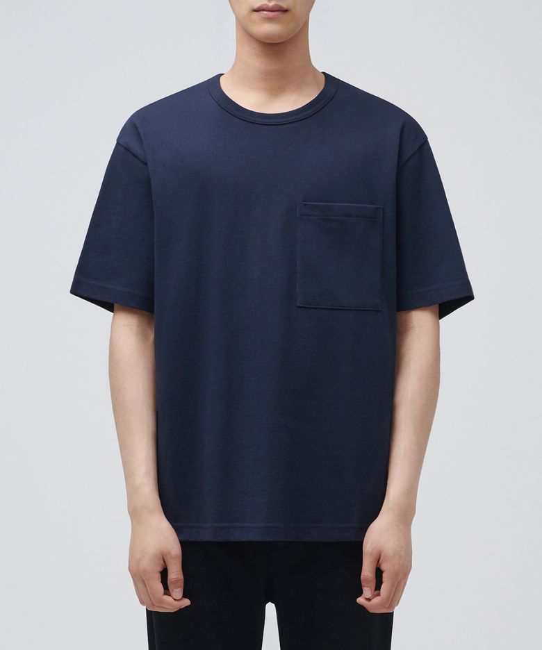 릴렉스 핏 크루 넥 포켓 티셔츠 [네이비]