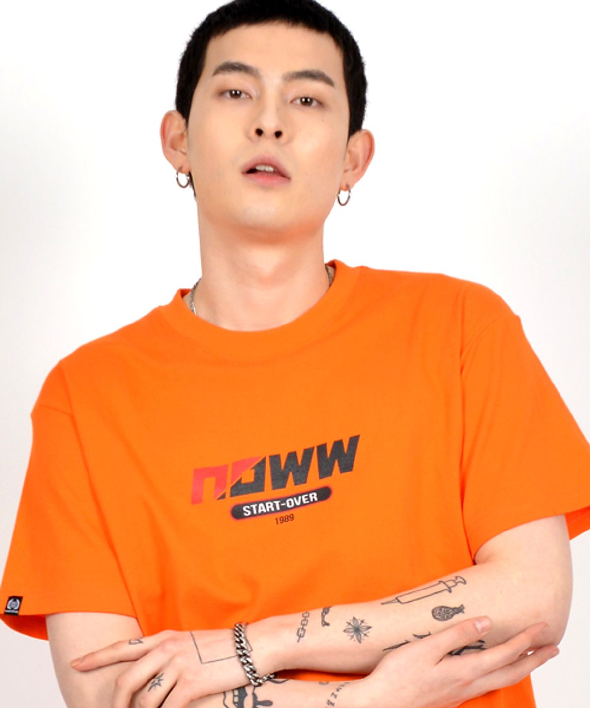 나우왓(NOWWHAT) NOWW 로고 티셔츠 (오렌지)