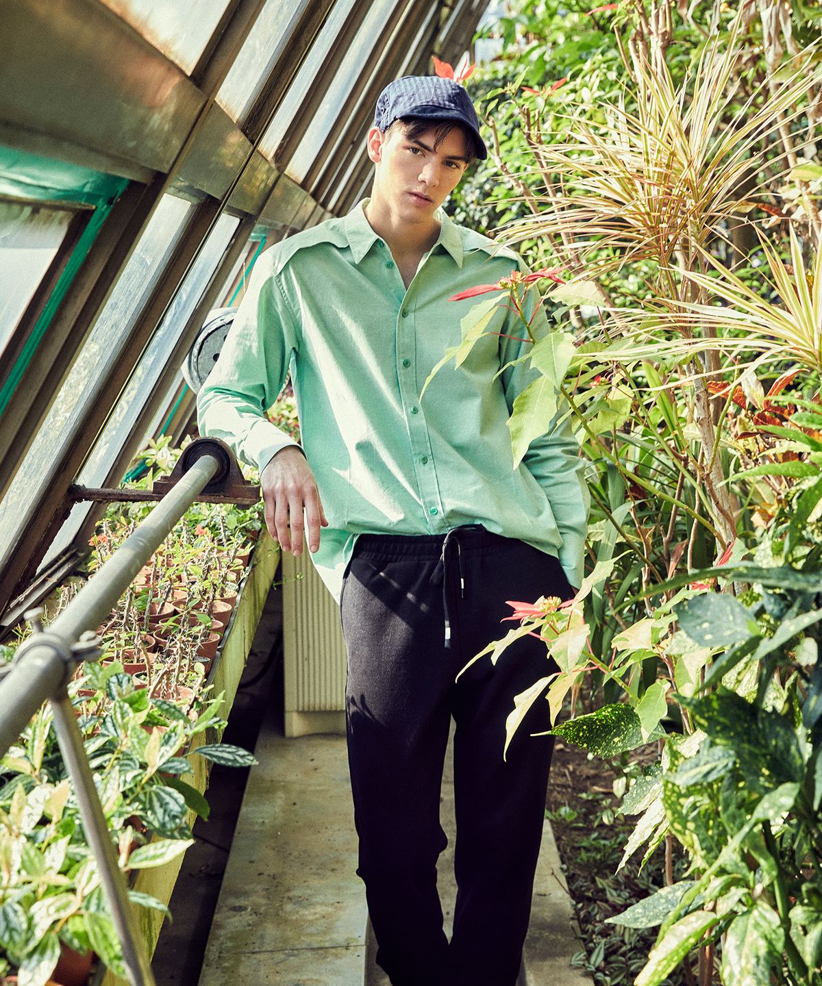 대중소(DAEJOONGSO) BUBBLES TRAINING PANTS _Dust Black