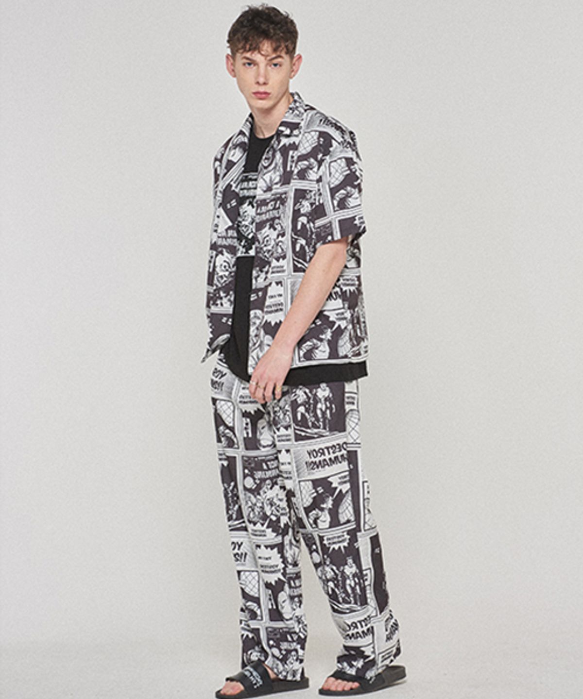 아임낫어휴먼비잉(I AM NOT A HUMAN BEING) Comics Pants - WHITE