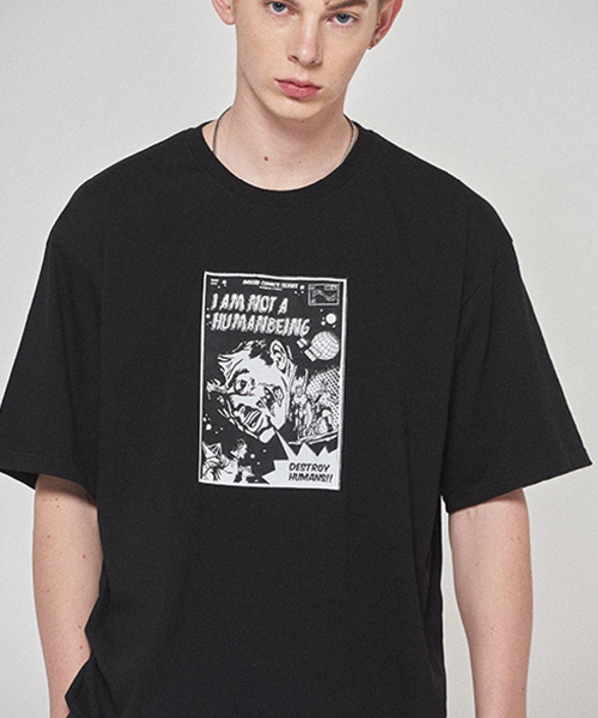 아임낫어휴먼비잉(I AM NOT A HUMAN BEING) Comics Printing Tee - BLACK