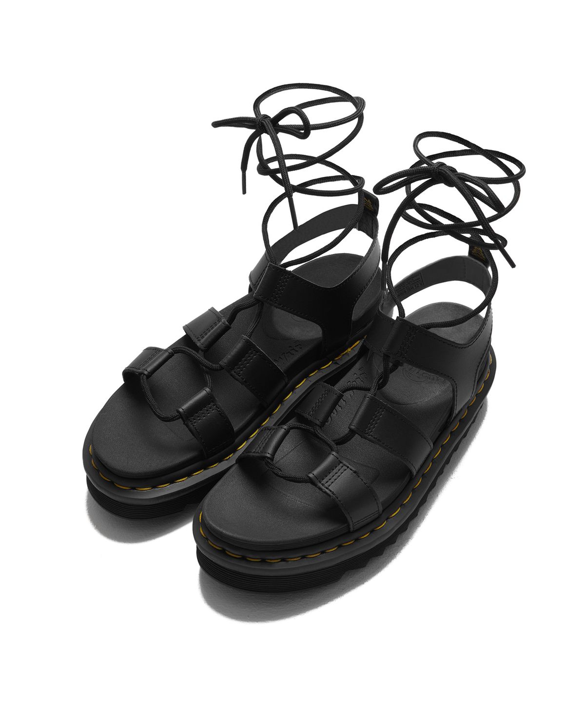 닥터마틴(DR.MARTENS) 나틸라 블랙 샌들  / 24641001
