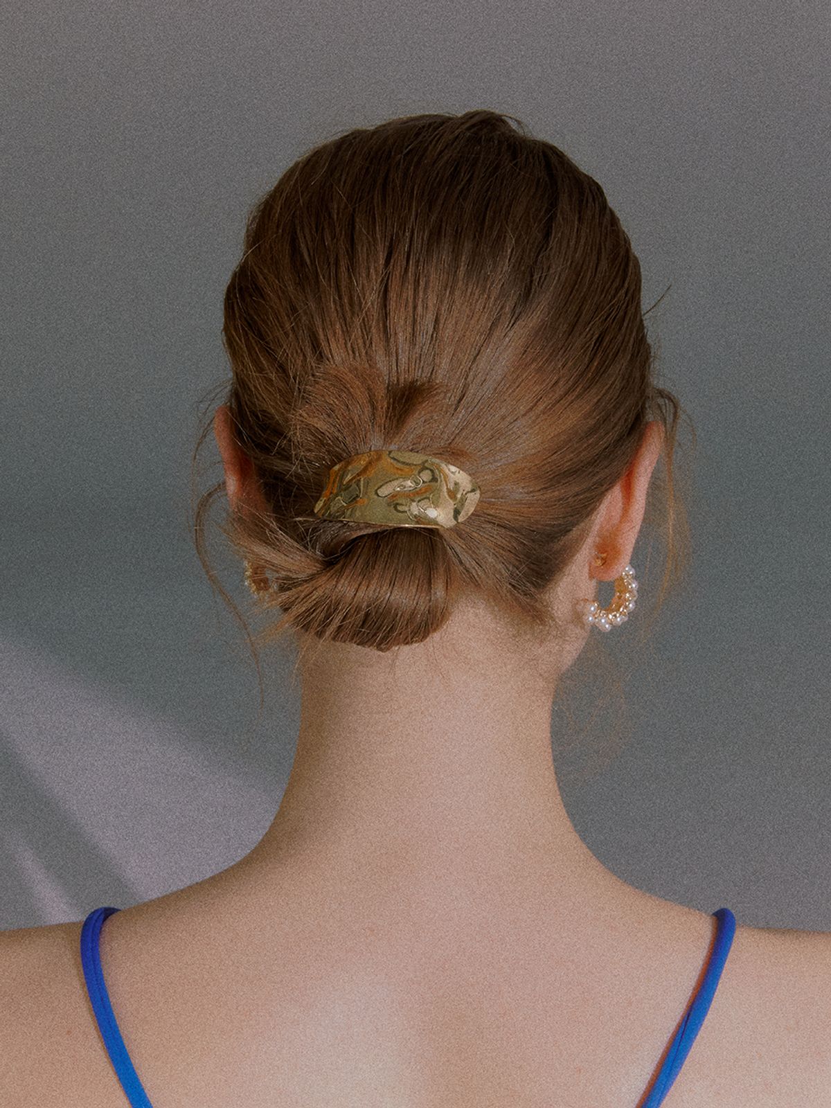 원이너프(ONE ENOUGH) Half Moon Hair Clip
