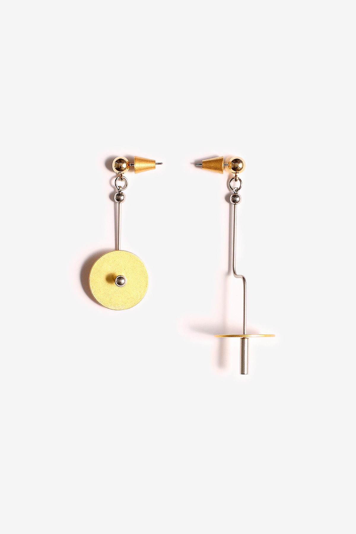 모드곤(MODGONE) Golden round ice earring