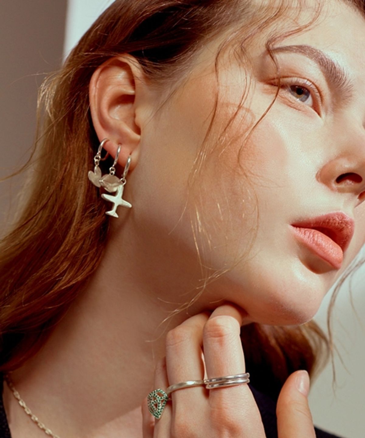 봉보(BONBEAU) 시그니처 라인 미니 심플귀걸이 Signature layered mini Earring