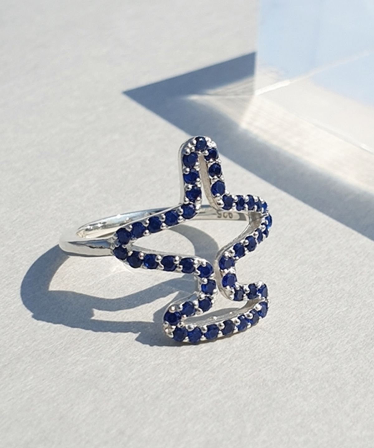 봉보(BONBEAU) 블루 큐빅 비행기 왼손 검지반지 중지반지 Blue airplane point Ring