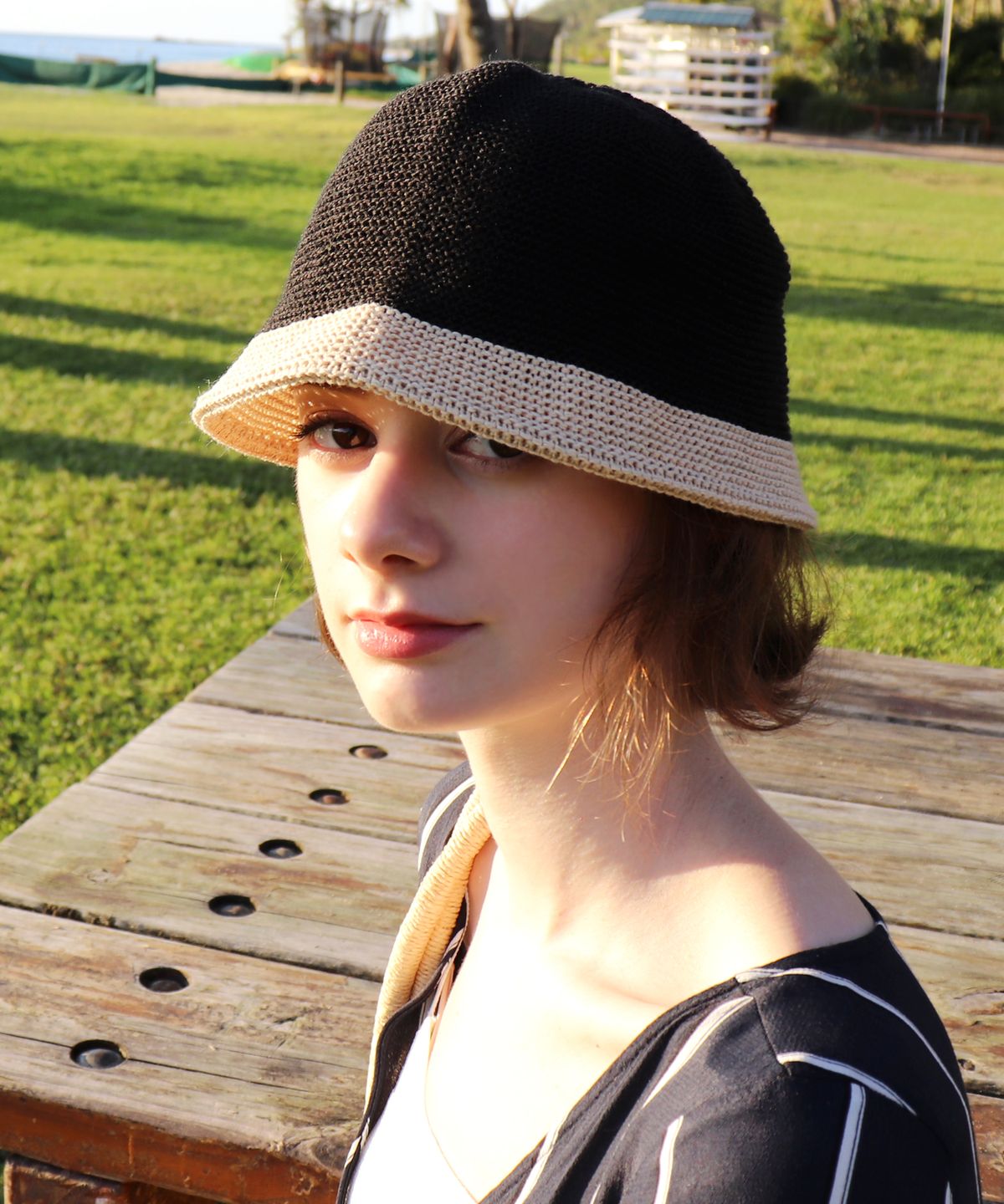 슬리피슬립(SLEEPYSLIP) [unisex]BRISBANE BLACK/BEIGE BUCKET HAT