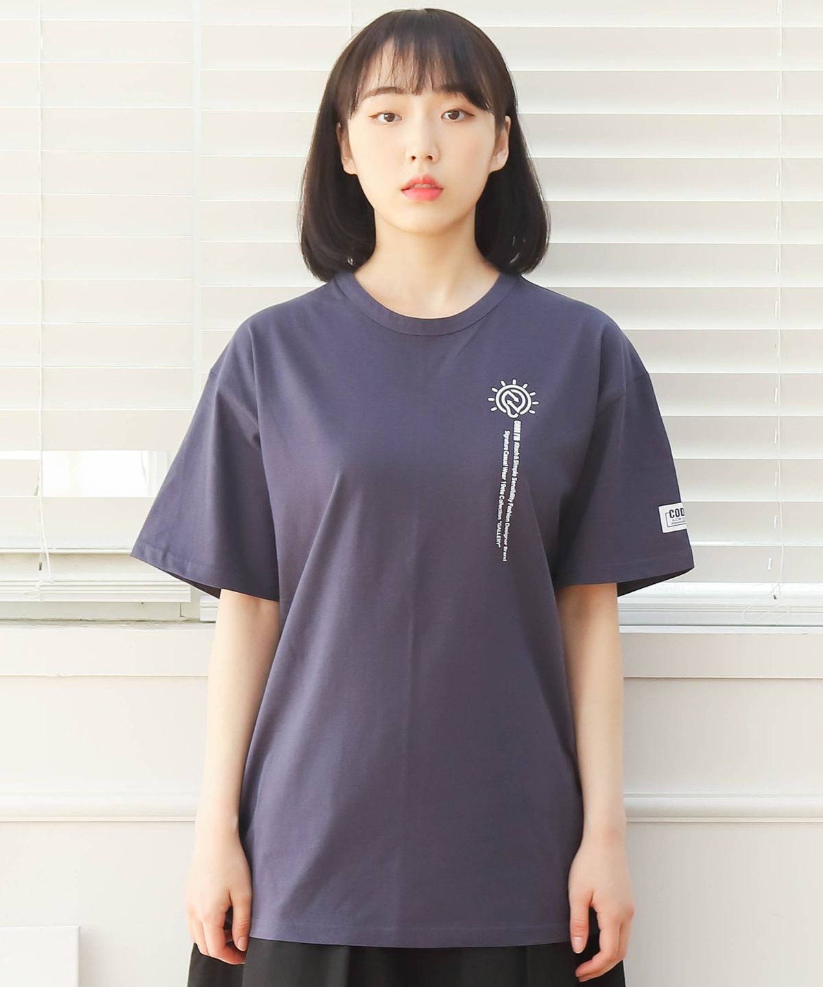 코드아이엠(CODE I'M) 30수 싱글 심볼 레터링 프린트 오버핏 반팔티 네이비