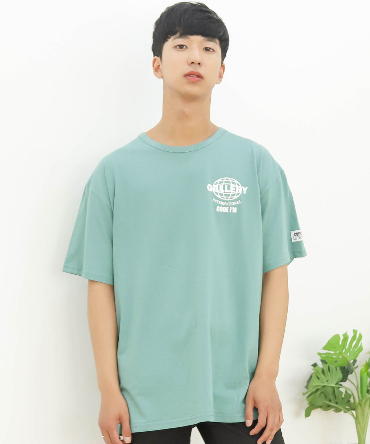 코드아이엠(CODE I'M) 30수 싱글 지구 로고 프린트 오버핏 반팔티 민트