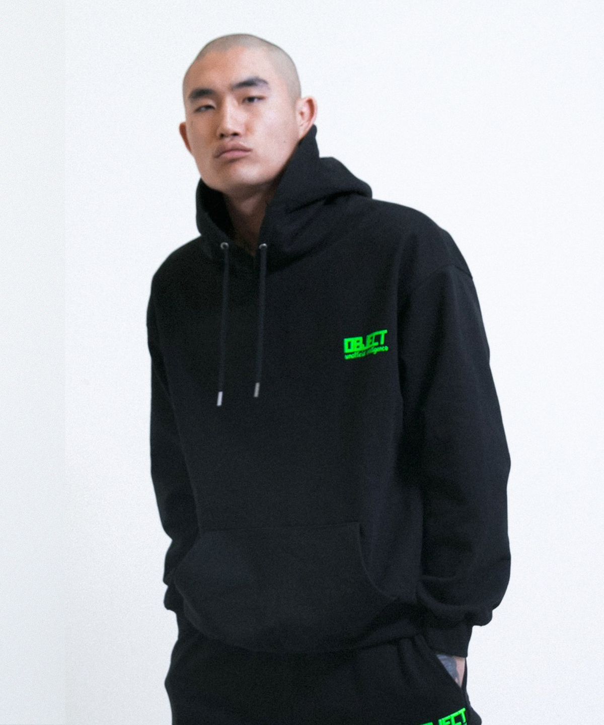 오브젝트(OBJECT) UNOFFICIAL INTELLIGENCE HOODIE (BLACK)