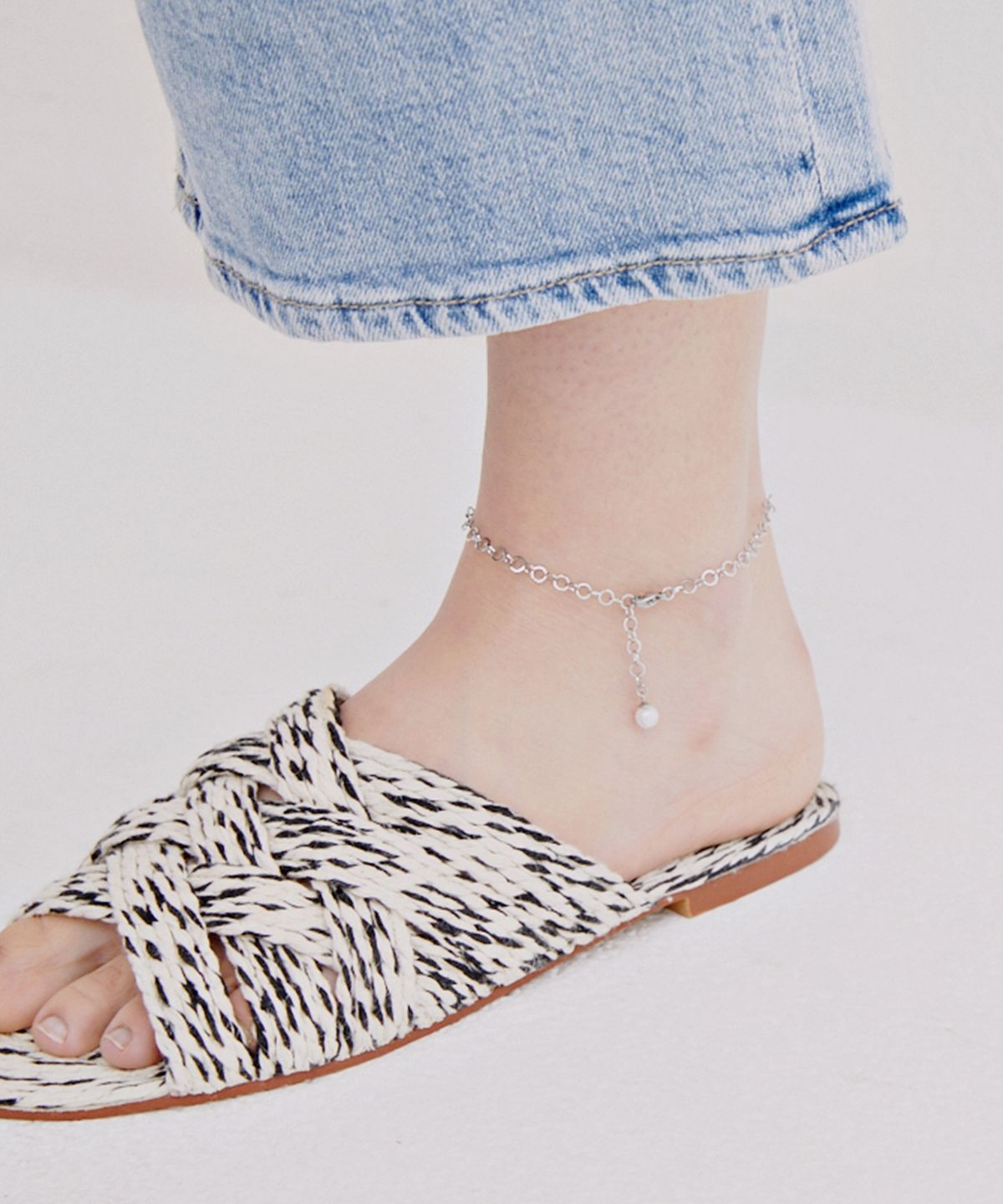 러브미몬스터(LOVE ME MONSTER) [Surgical] Pearl & Circle Chain Anklet