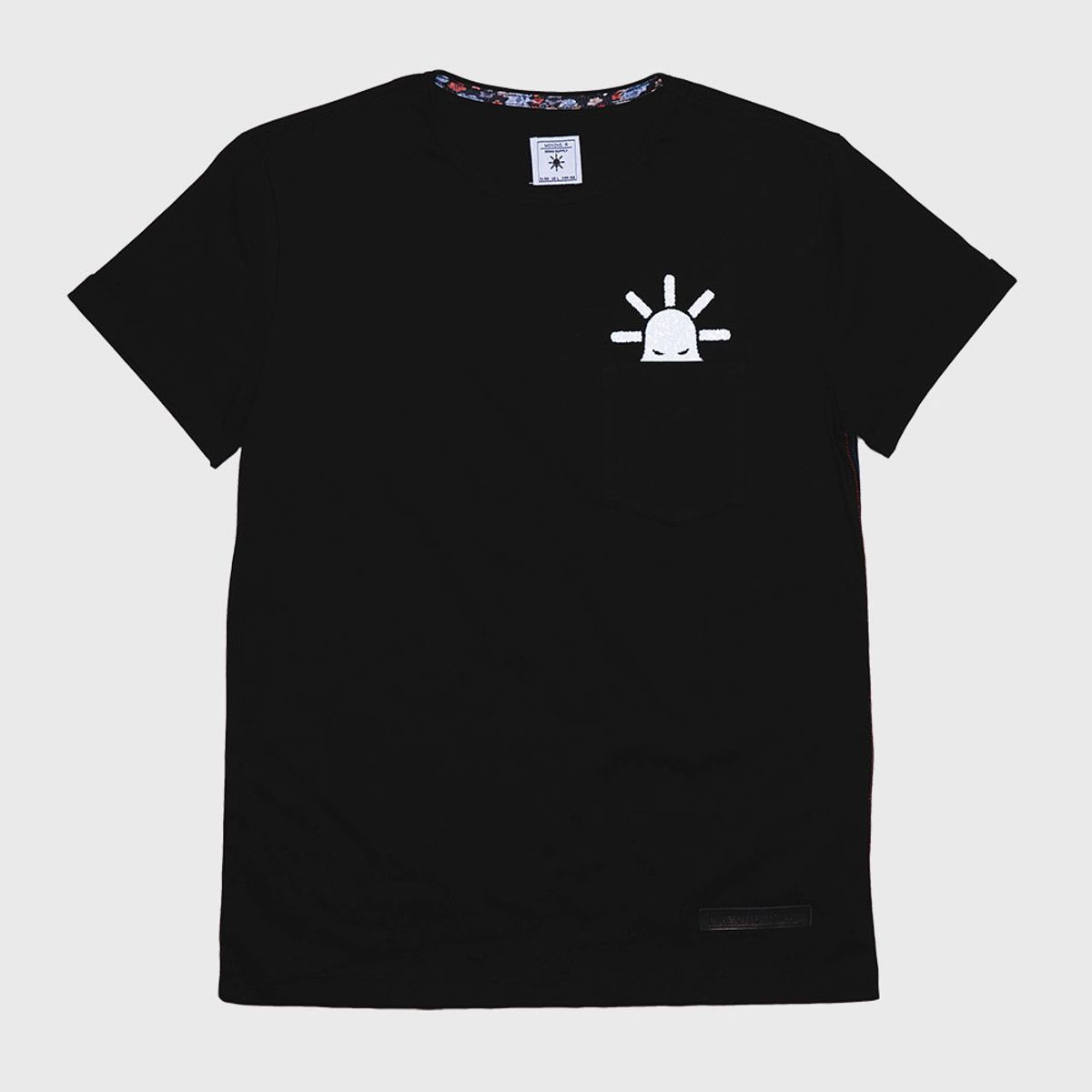 모빈스알(MOVINS.R) PENNA TAP(Take a Peep)  SHORT TEE BLACK