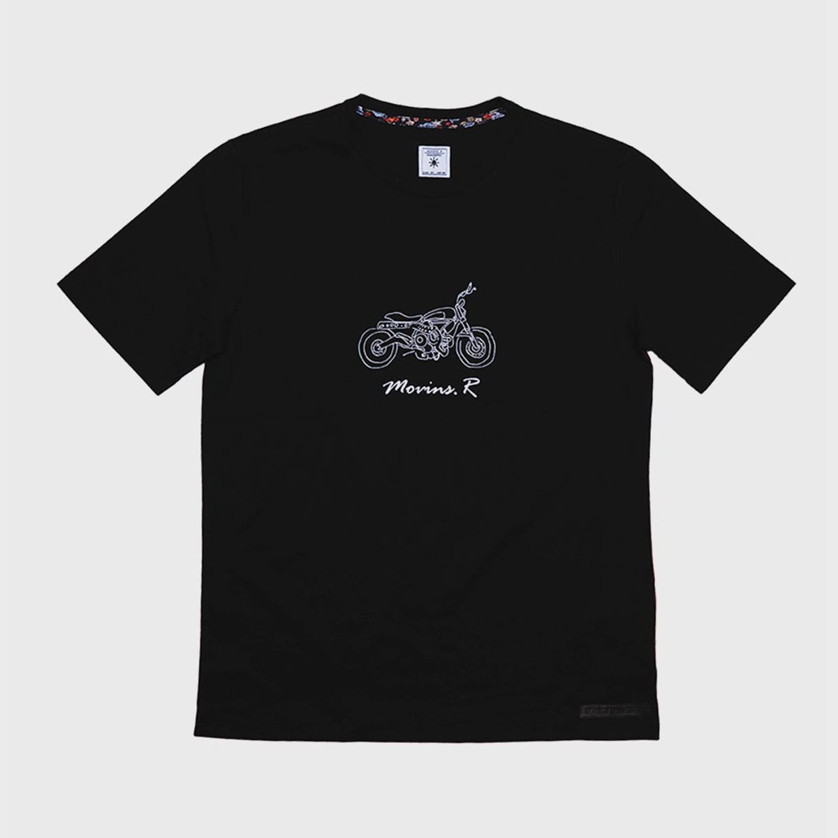 모빈스알(MOVINS.R) PENNA GT SHORT TEE BLACK