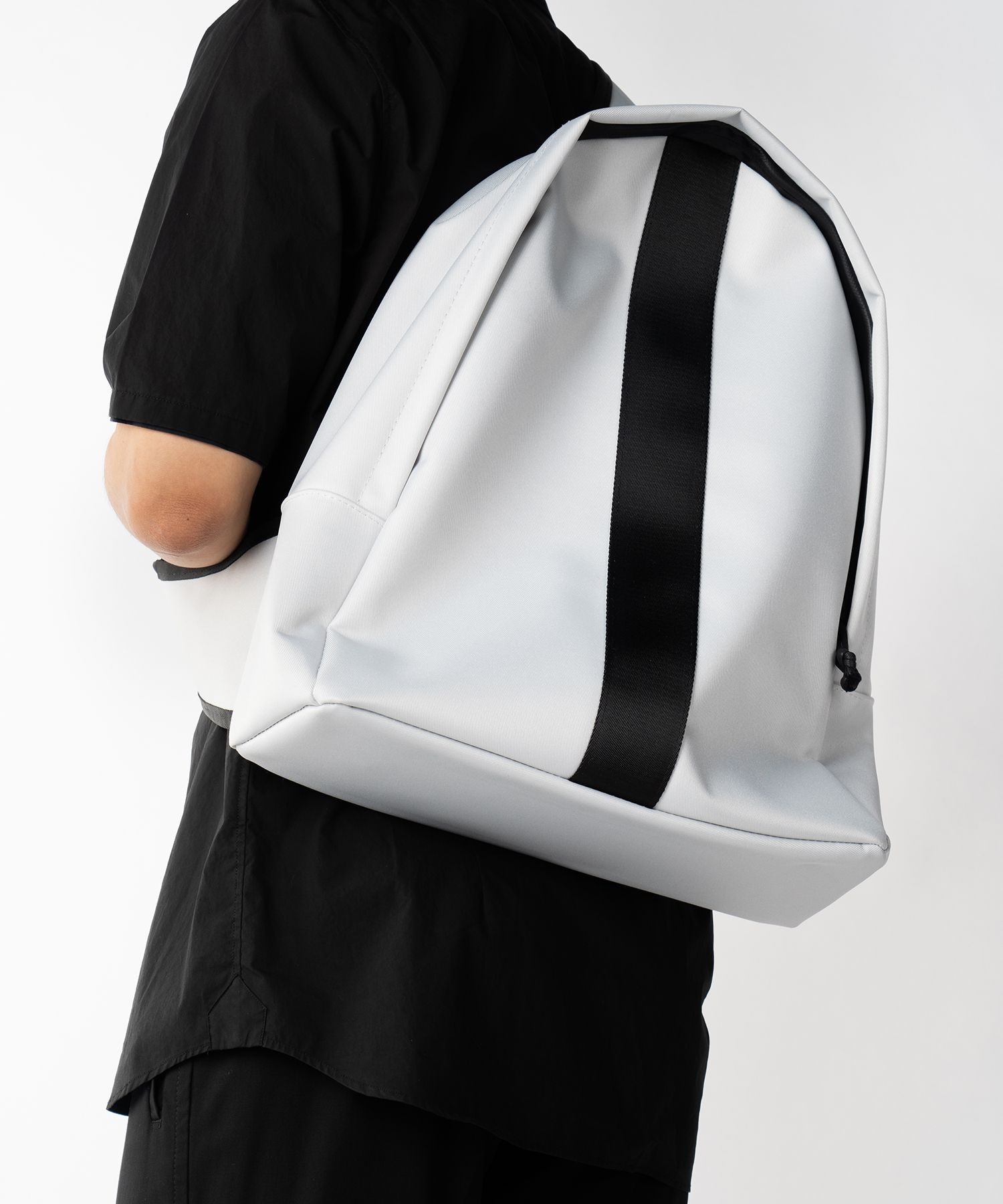 MUSINSA公式 | HAH ARCHIVE 2-Way Silver Grey Twill Polyester Backpack