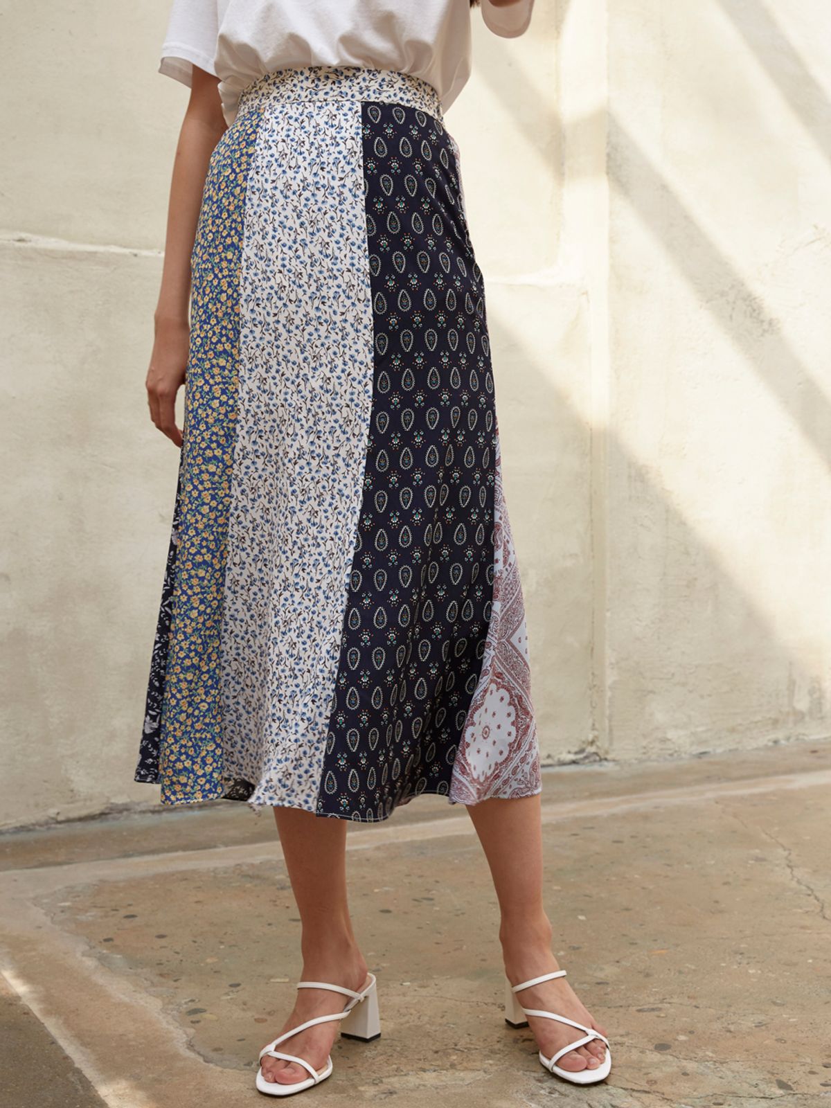 일일오구스튜디오(1159STUDIO) MH10 MULTI FLOWER SKIRT_BL