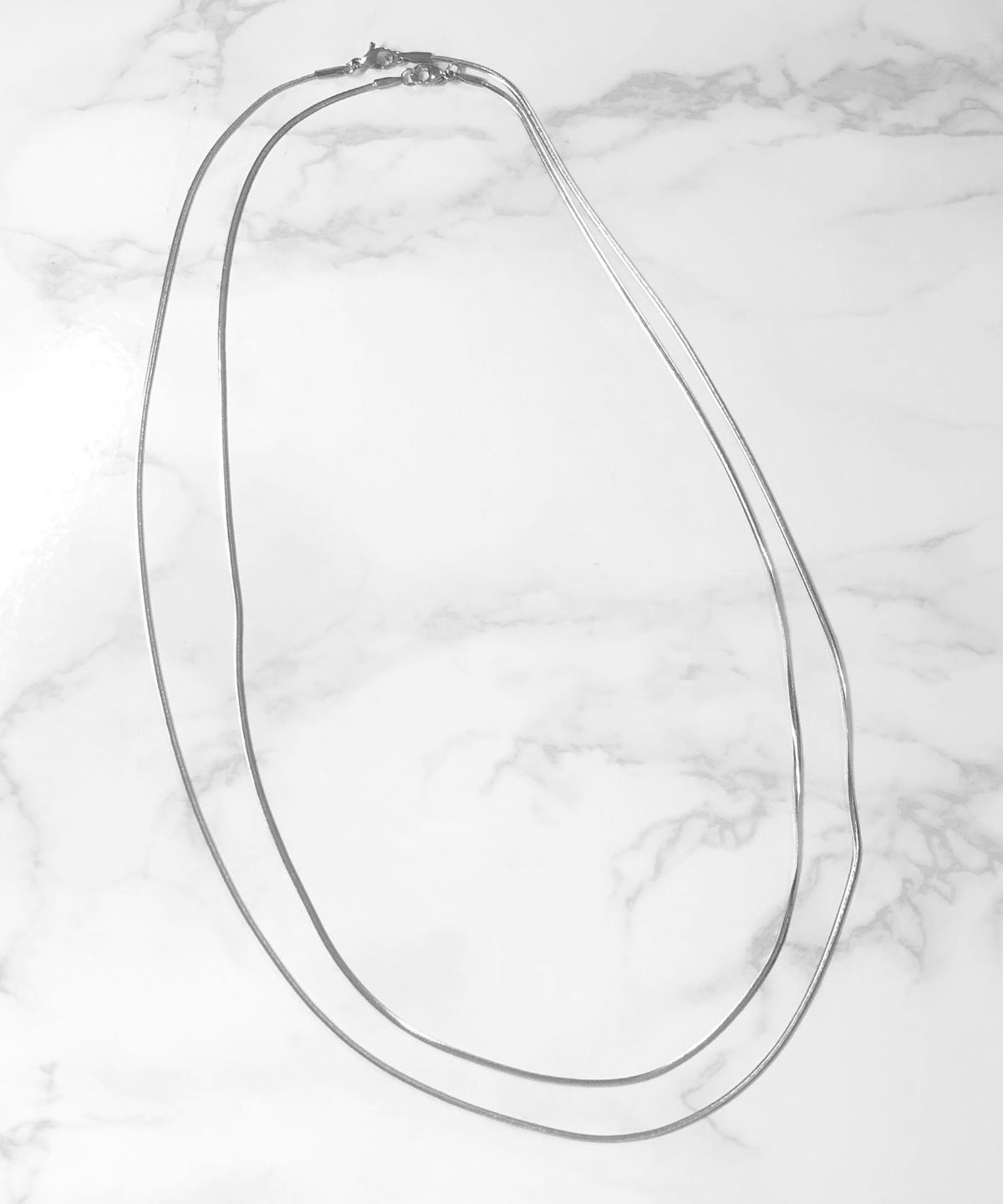 원이너프(ONE ENOUGH) Mono Layered Flat Necklace