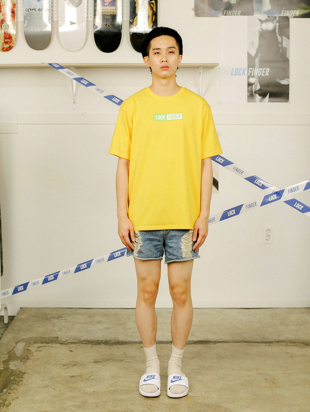 락핑거(LOCK FINGER) 박스로고 티 [ Yellow ]