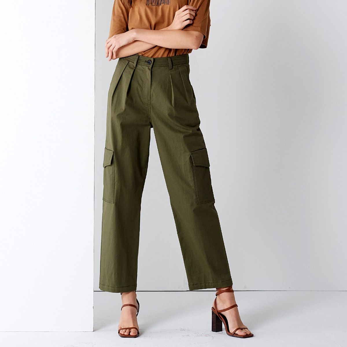 핀블랙(PINBLACK) COTTON CARGO PANTS KHAKI