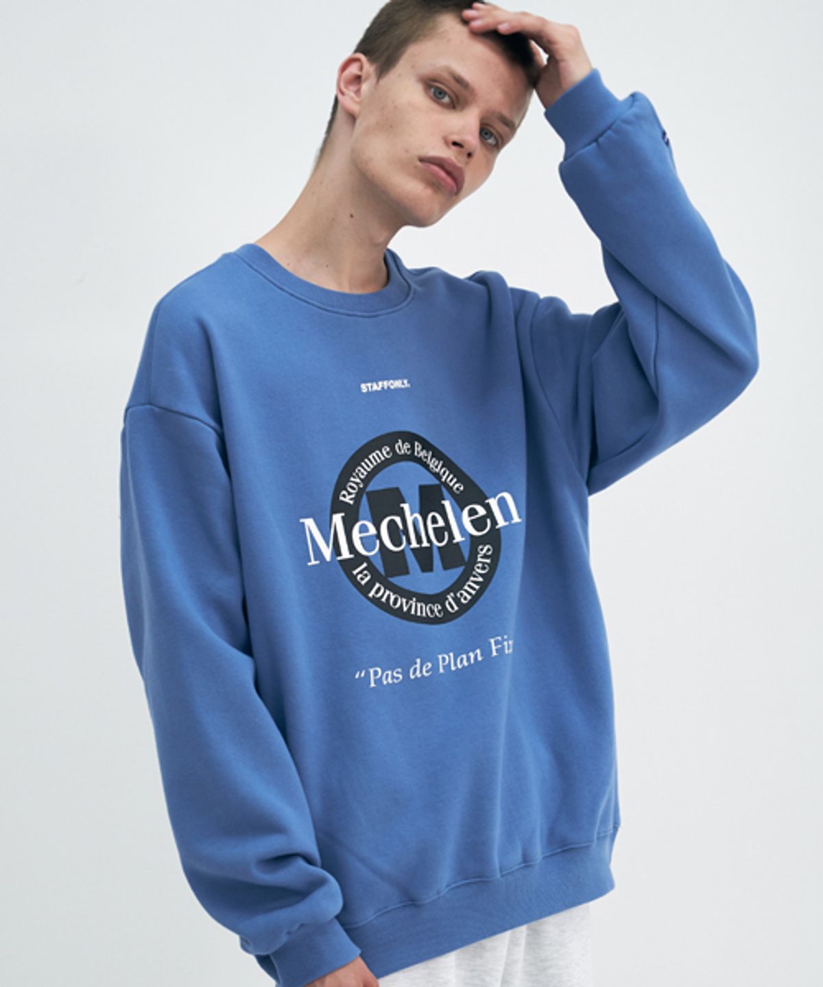 스텝온리(STAFFONLY) MECHELEN SWEATSHIRT (SKY BLUE)