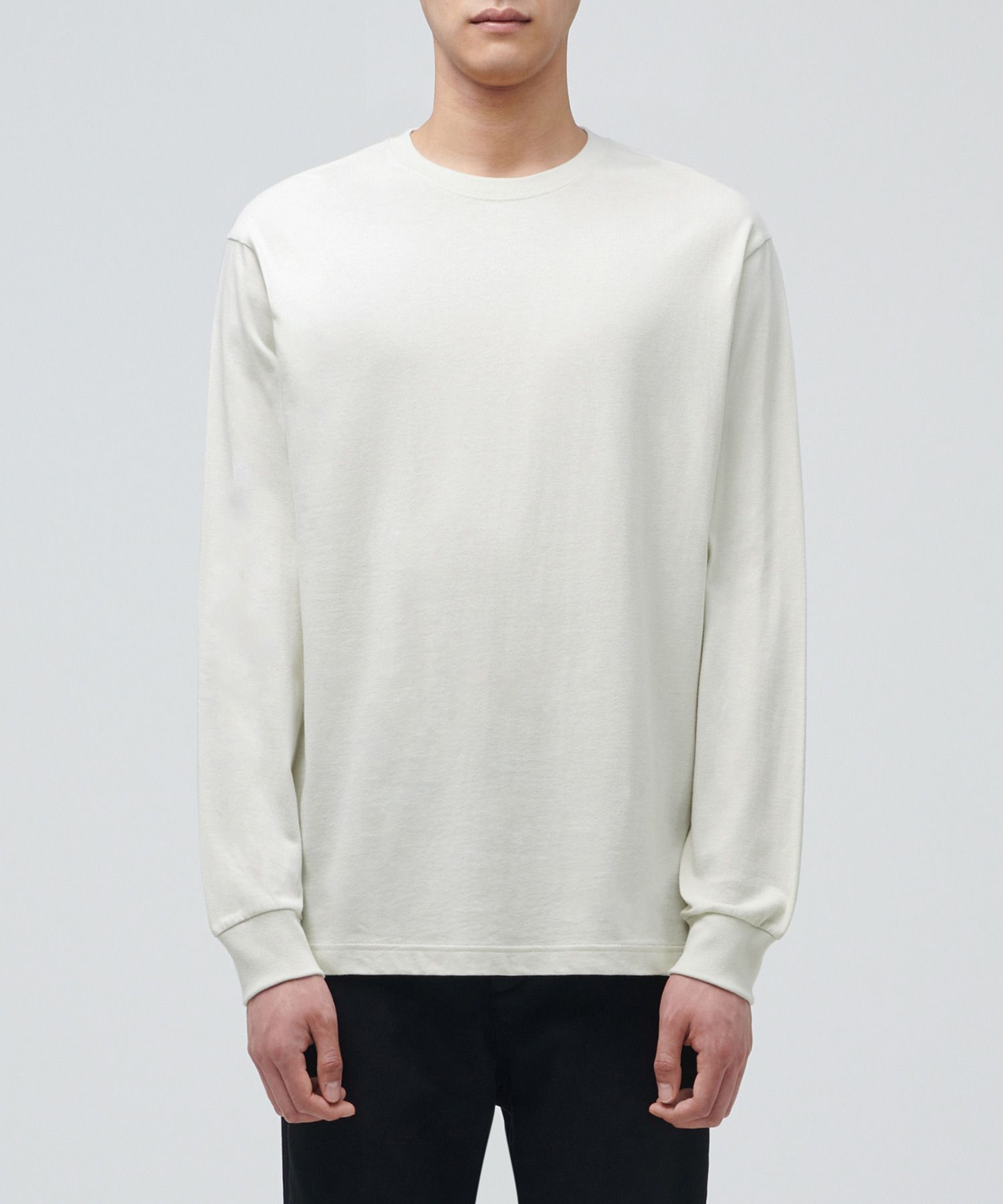 MUSINSA | MUSINSA STANDARD Crew Neck Long Sleeve T-Shirt