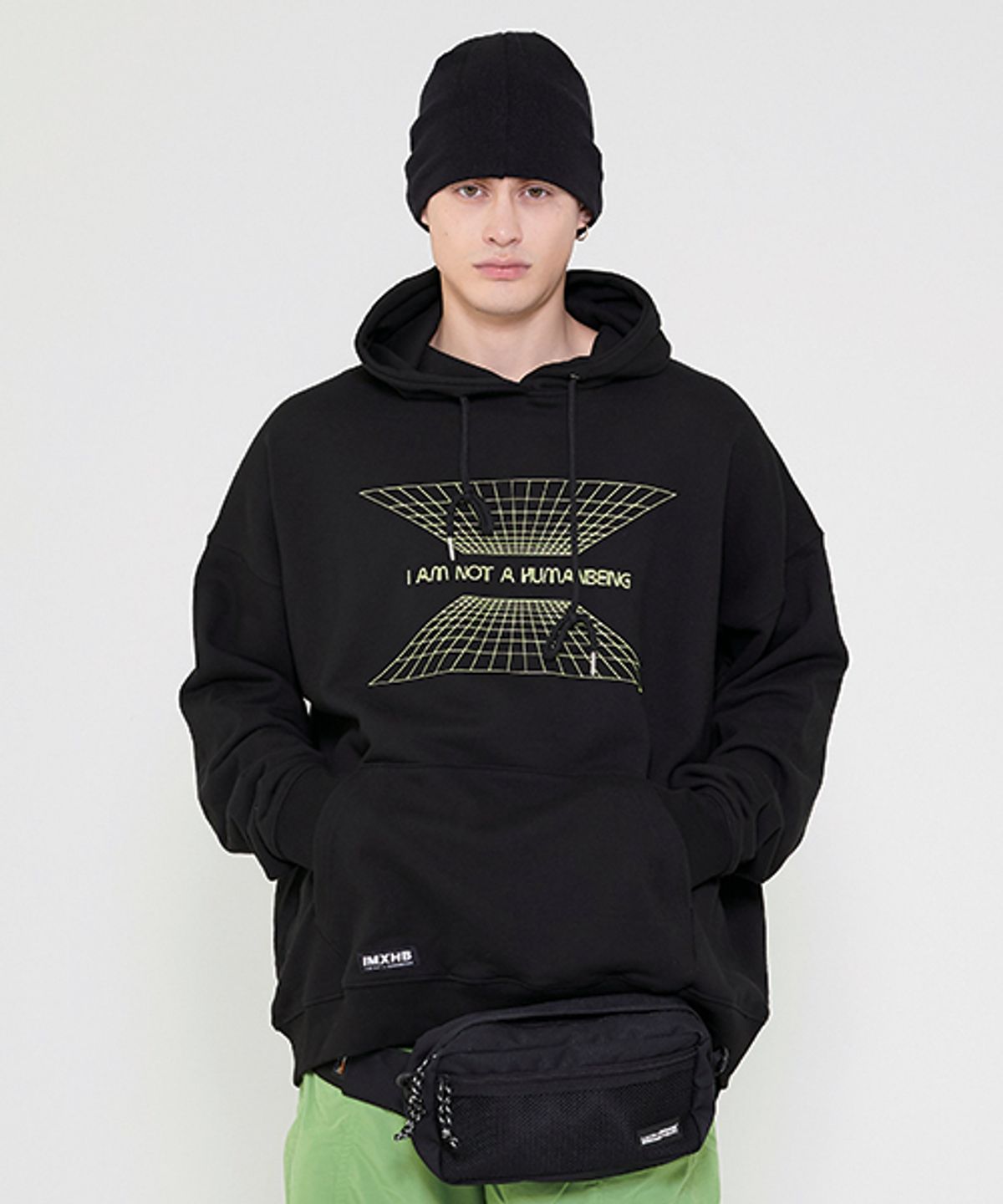 아임낫어휴먼비잉(I AM NOT A HUMAN BEING) Matrix Hoody - Black