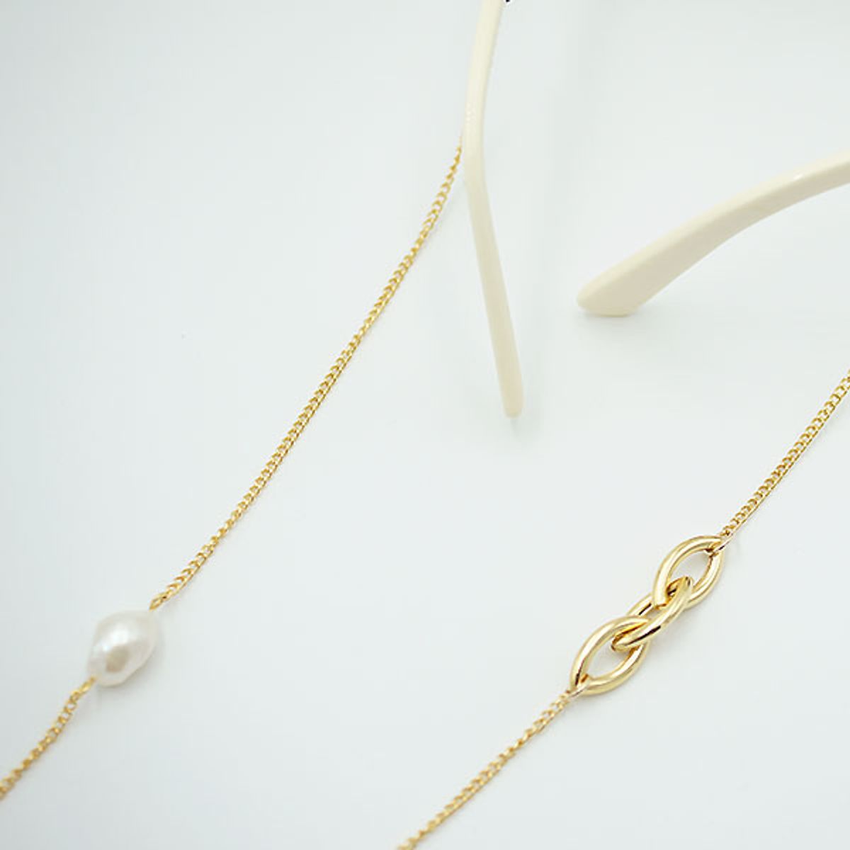 트레쥬(TREAJU) Triple link pearl glasses chain